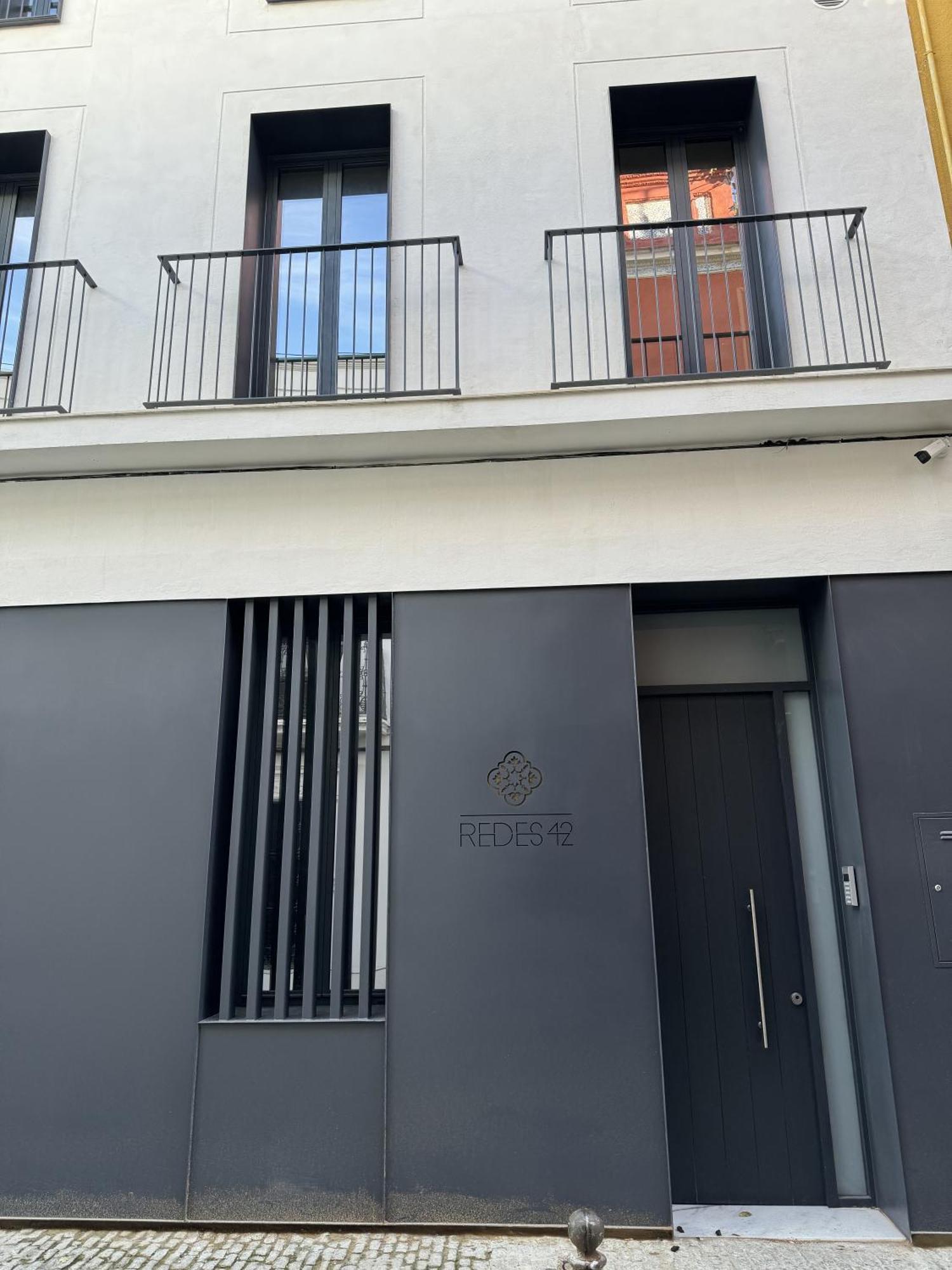 Redes Royale Apartments By Misterhost Seville Exterior photo