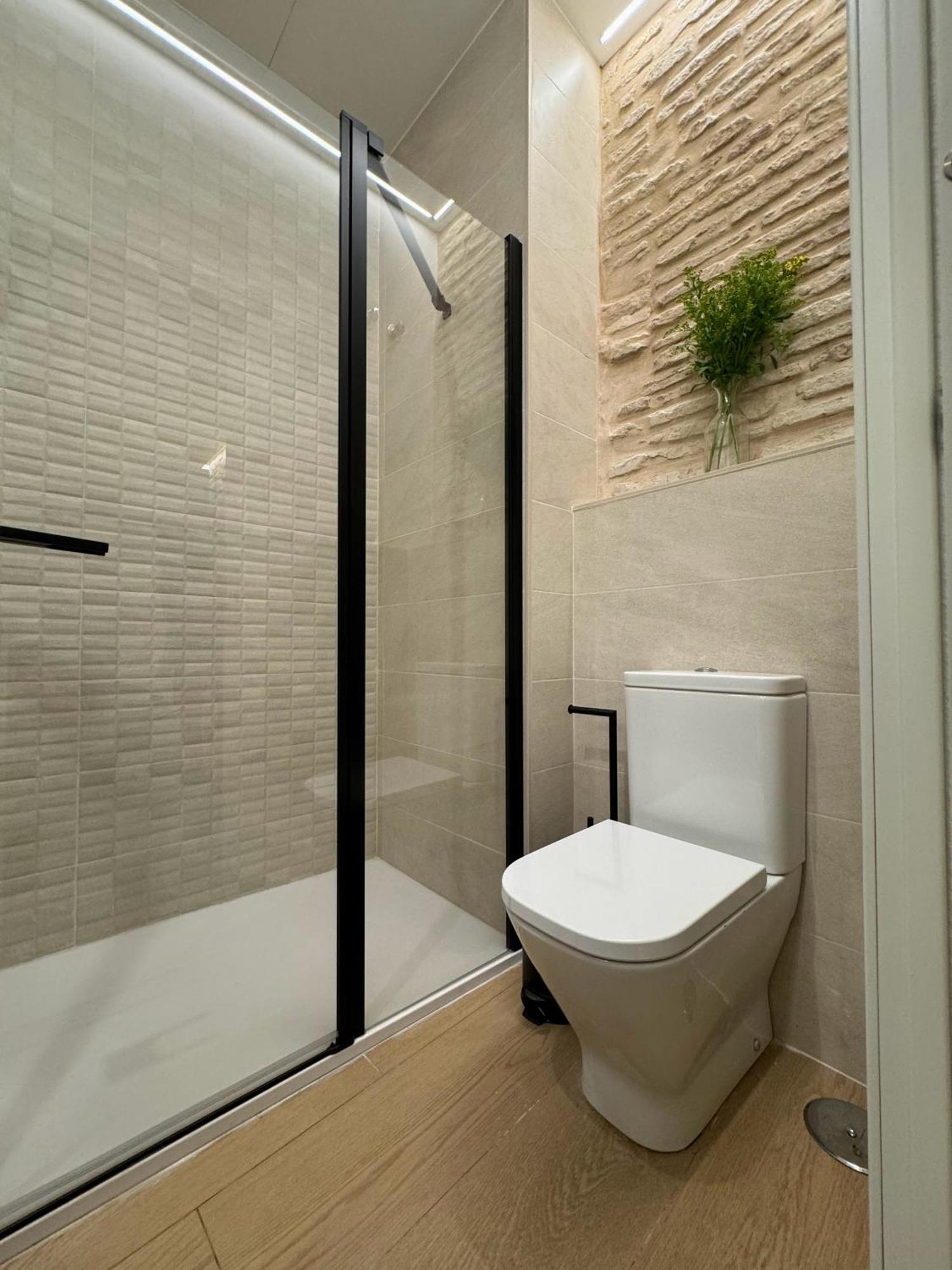 Redes Royale Apartments By Misterhost Seville Exterior photo