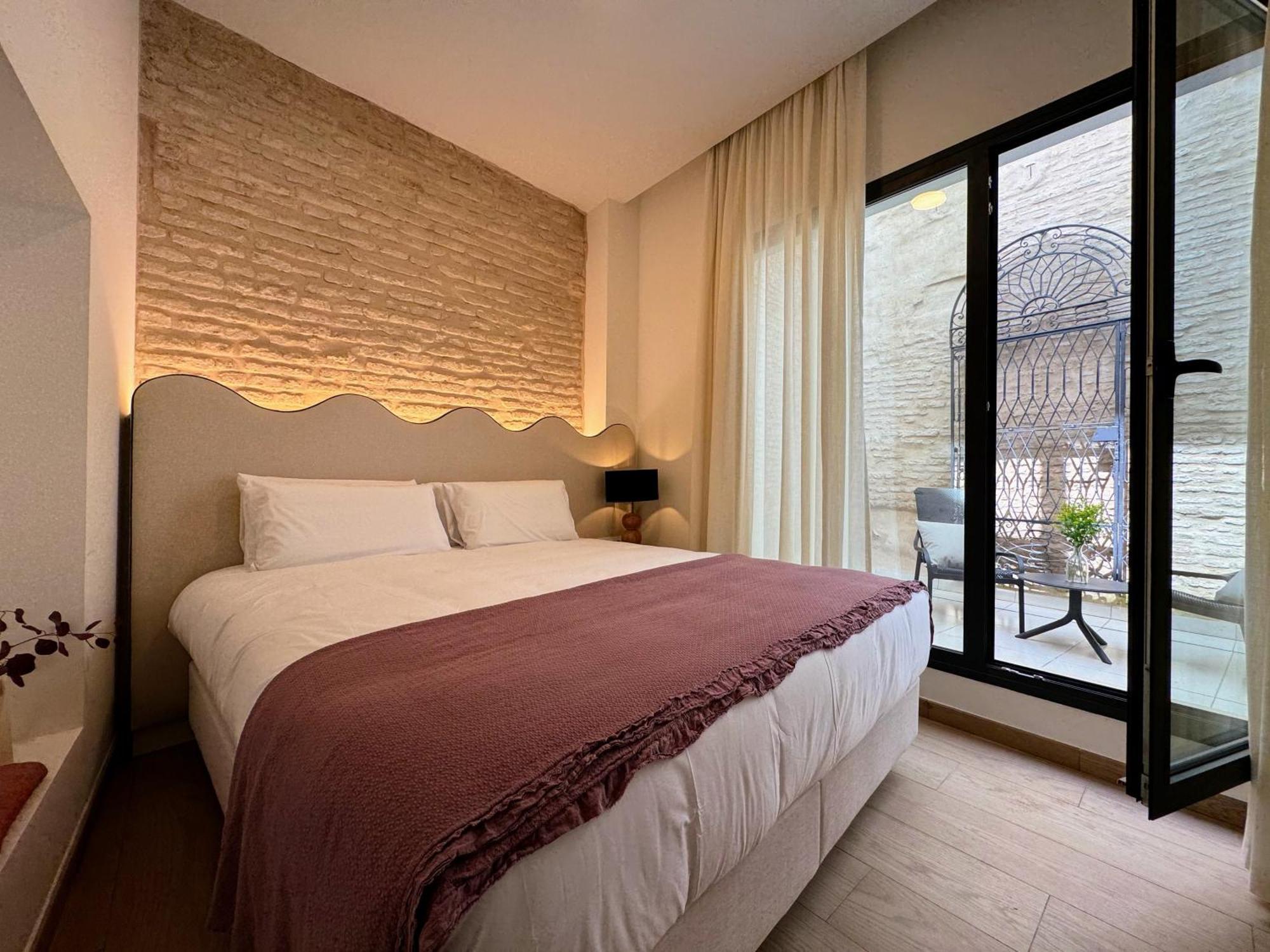Redes Royale Apartments By Misterhost Seville Exterior photo